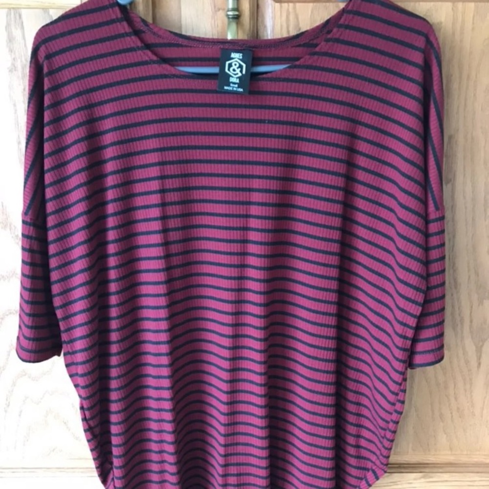 Small Agnes & Dora Dolman Top